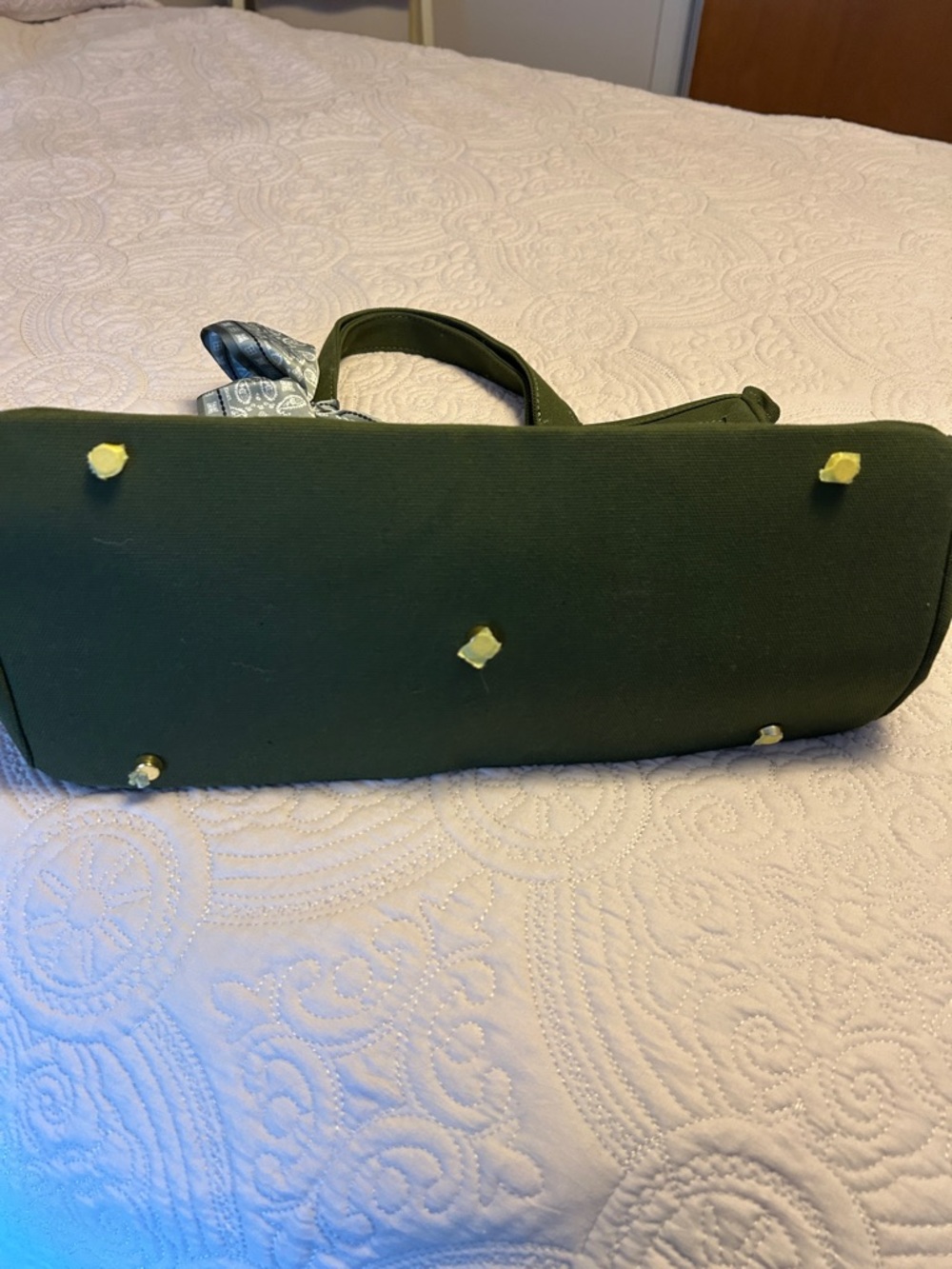 Elegant Green Boat and Tote Bag with Scarf Accent - Picture 5 of 11
